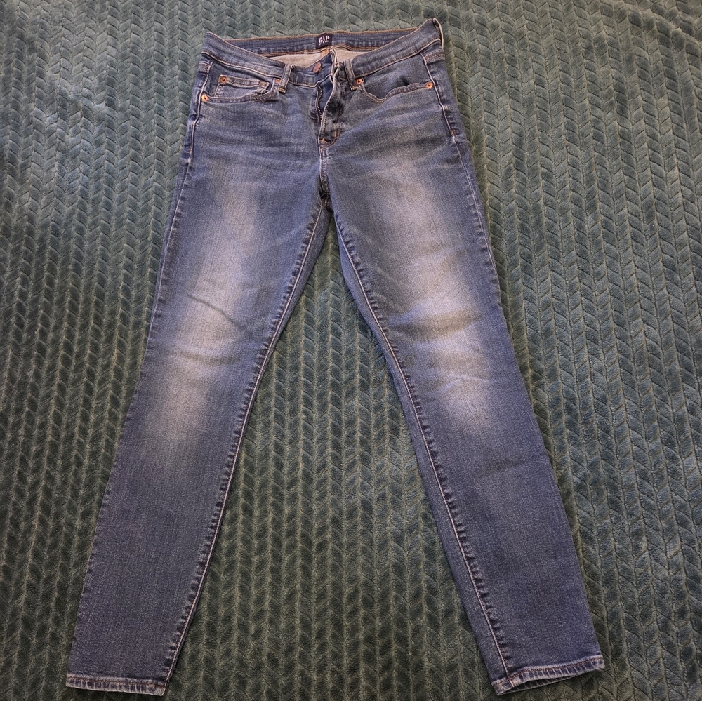 GAP Women's Skinny Jeans in Indigo